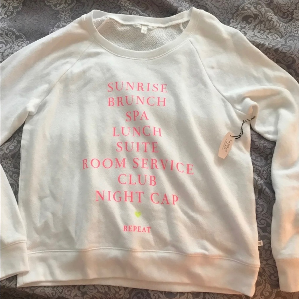 Victoria’s Secret sweatshirt Large NWT Vacation